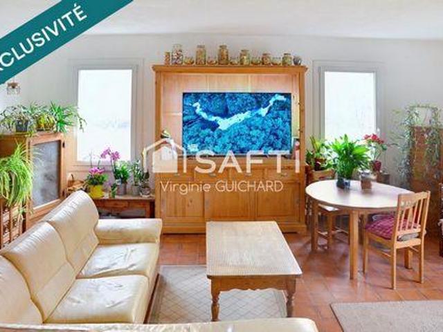 3 chambres, Aiglun Provence 04510 103883079
