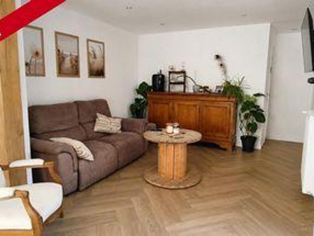 3 chambres, Airaines Picardie 80270 104110847