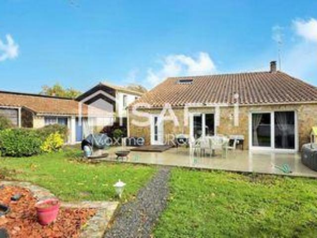 3 chambres, Antigny Pays de la Loire 85120 103773111