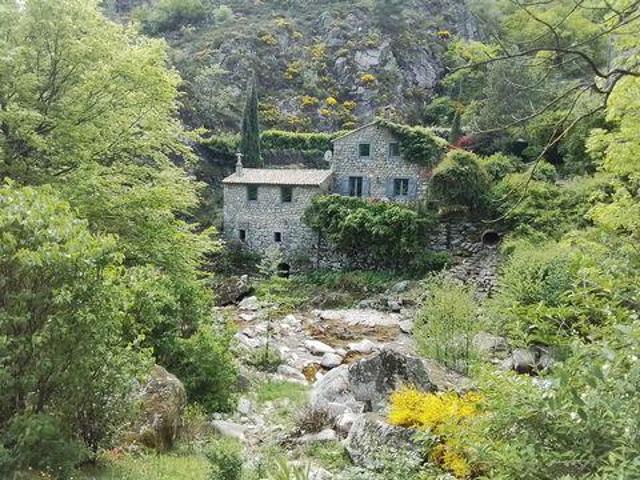 3 chambres, Antraigues Sur Volane Rhône Alpes 07530 96332989
