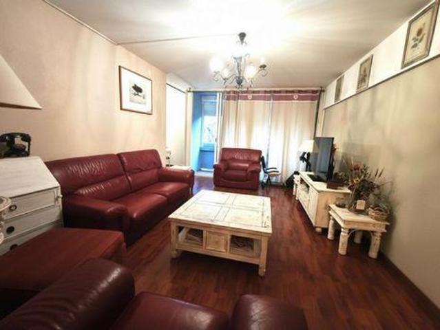 3 chambres, Apt Provence 84400 100852117