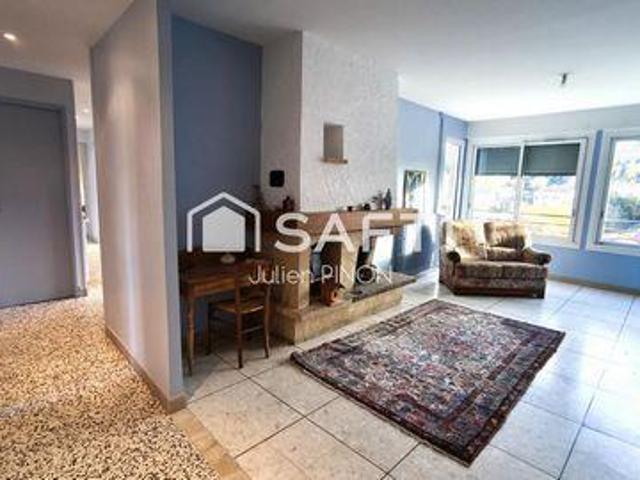 3 chambres, Apt Provence 84400 102721101