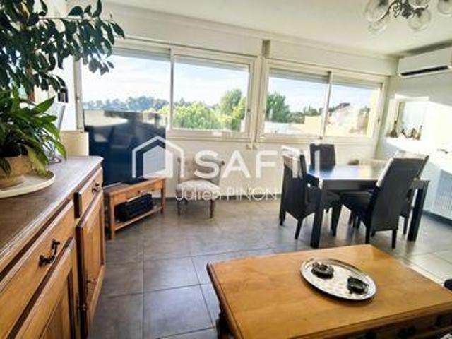 3 chambres, Apt Provence 84400 102275947