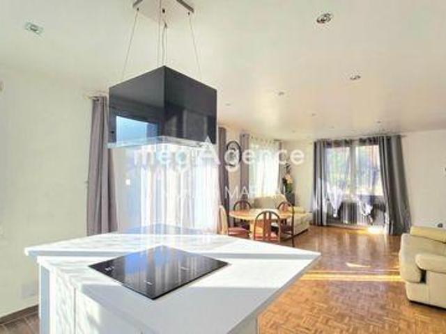 3 chambres, Argenteuil Île 95100 99027249