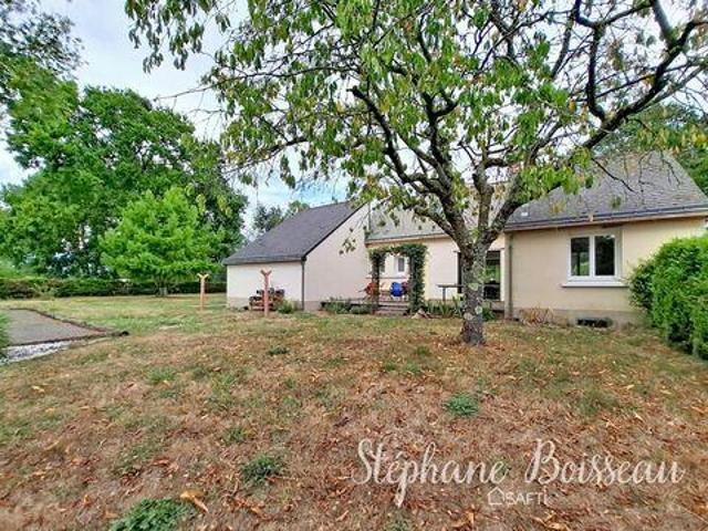 3 chambres, Bazouges Cre Sur Loir Pays de la Loire 72200 LS105188432