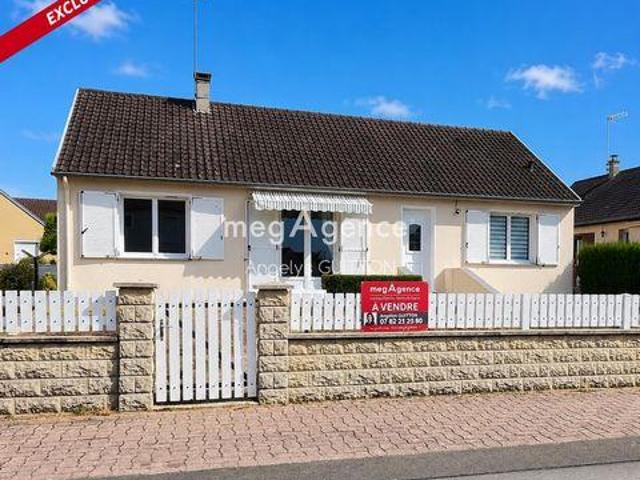 3 chambres, Beaumont Pays de la Loire 72170 103383568