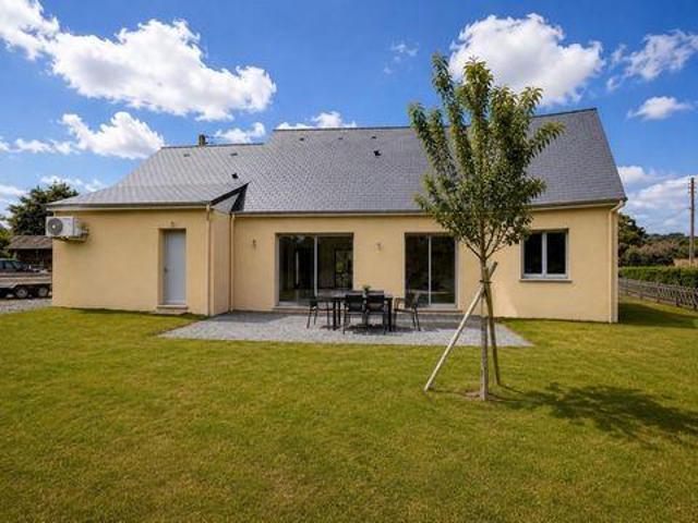 3 chambres, Connerré Pays de la Loire 72160 103359682