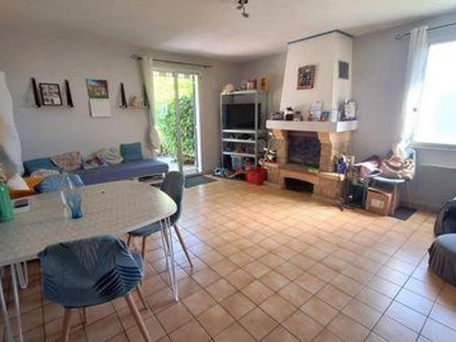3 chambres, Brecy Centre 18220 103415394