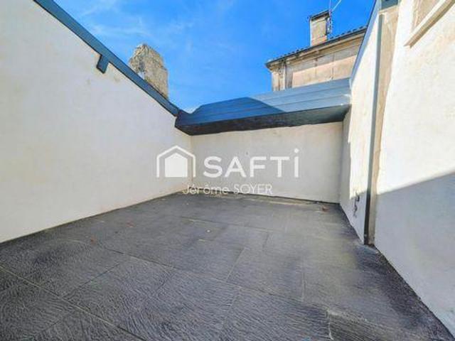 3 chambres, Cabannes Provence 13440 99428944