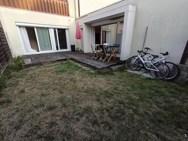 3 chambres, Cergy Île 95000 100783050