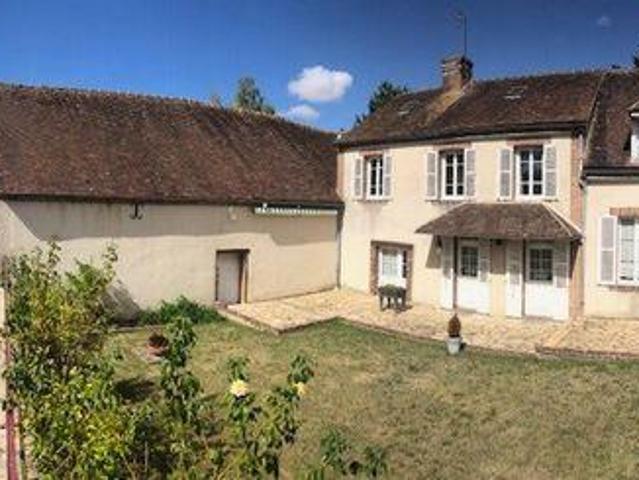 3 chambres, Charencey Bourgogne 61190 104438953