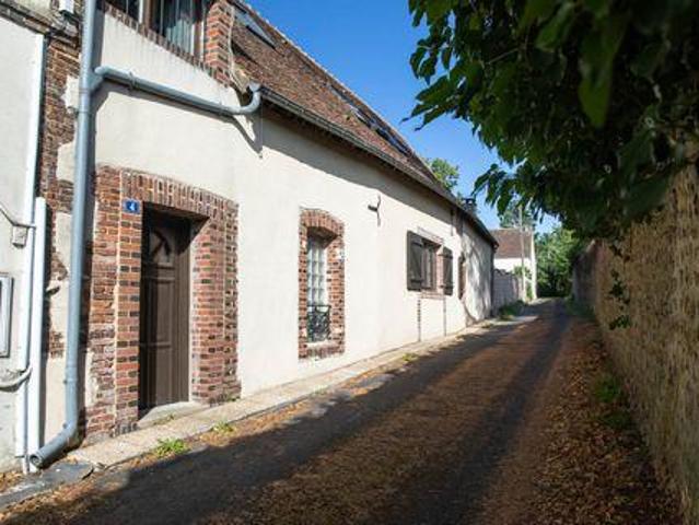 3 chambres, Charencey Bourgogne 61190 103415300