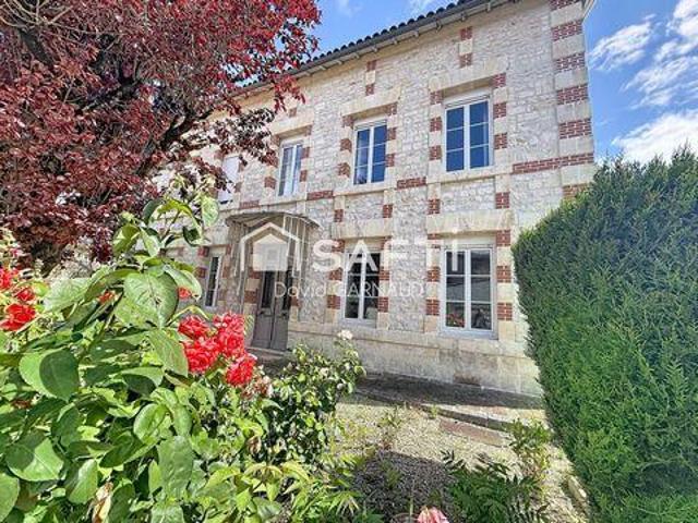 3 chambres, Chateauneuf Poitou 16120 103014820