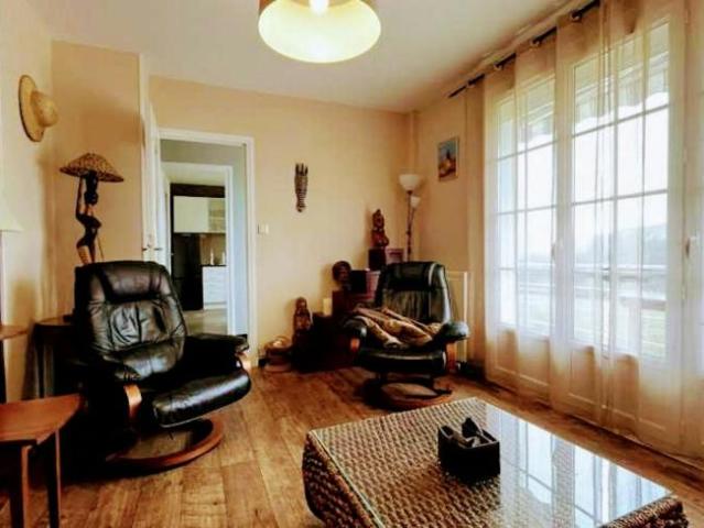 3 chambres, Chissey Chissey 71540 LS94949756