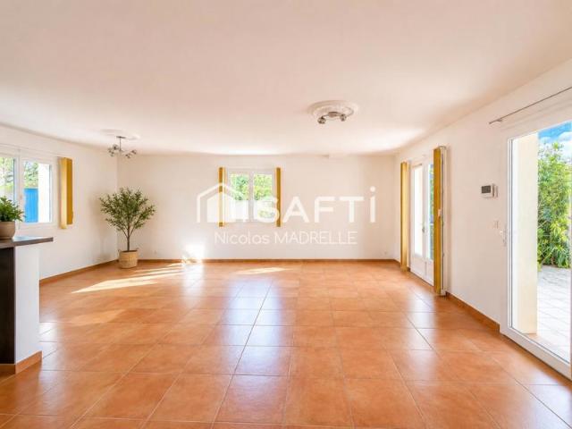 3 chambres, dépendance, garage, jardin ombragé