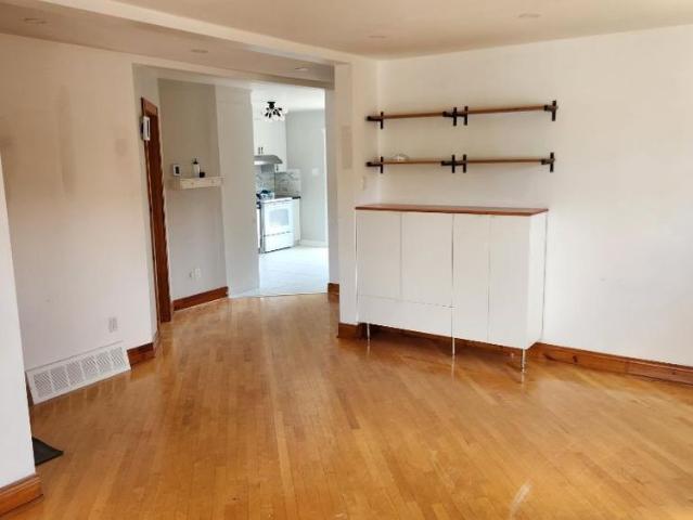 3 chambres et 2 salles de bains sur 2 étages