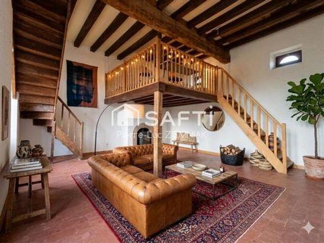 3 chambres, Entrammes Pays de la Loire 53260 105078170