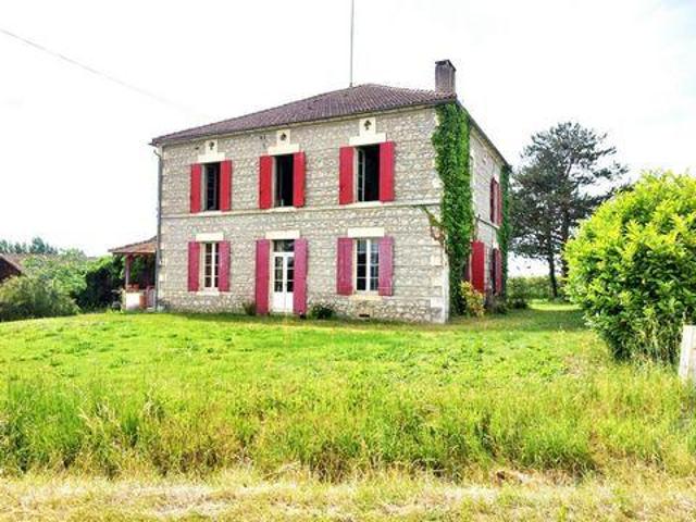 3 chambres, Fauillet Aquitaine 47400 102705991