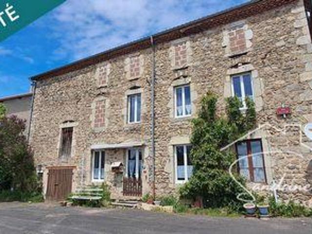 3 chambres, Fayet Auvergne 63630 102556810