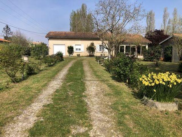 3 chambres, Gaillan en Medoc Aquitaine 33340 100823740