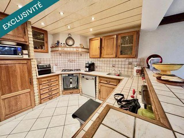 3 chambres, Haucourt Lorraine 54860 106231019