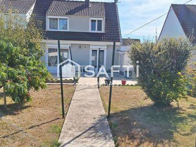 3 chambres, Hombleux Picardie 80400 100779541
