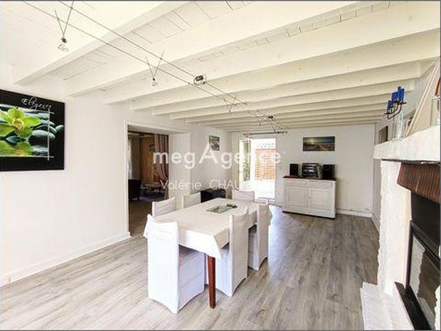 3 chambres, Julienne Poitou 16200 LS99888372