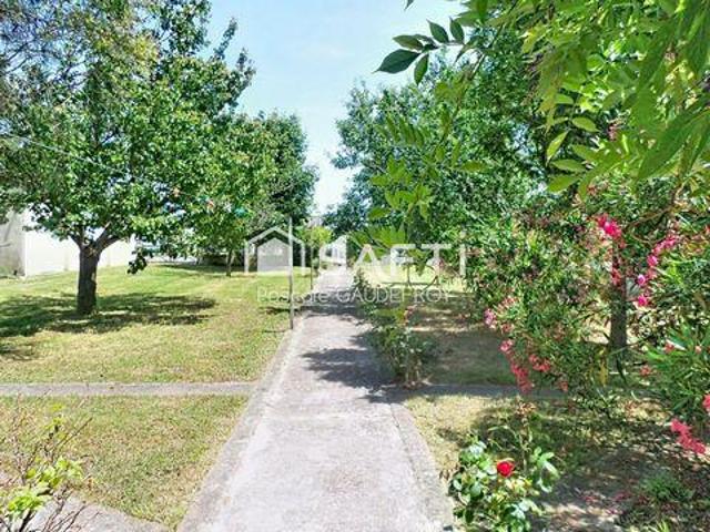 3 chambres, Jonzac Poitou 17500 100424590