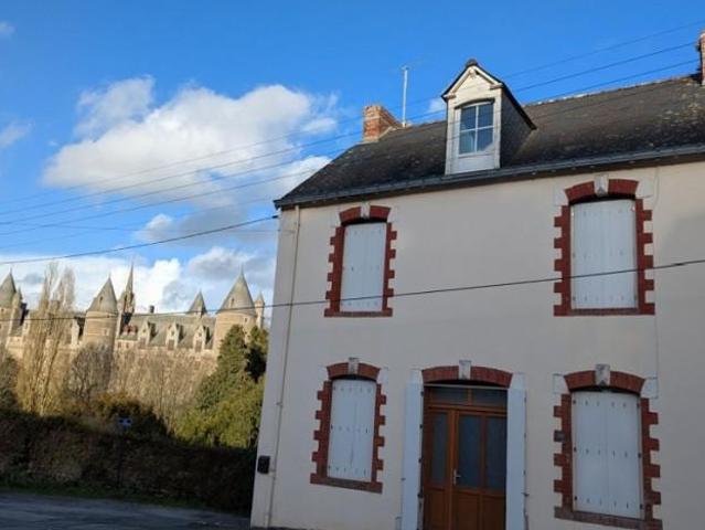 3 chambres, Josselin Bretagne 56120 105186229