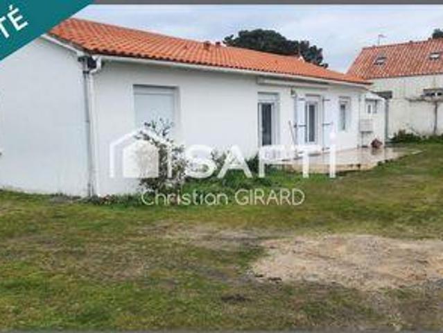 3 chambres, L' Epine Pays de la Loire 85740 102251976