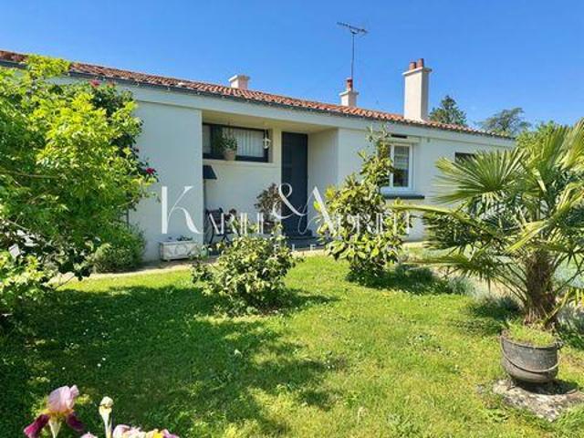 3 chambres, L' Hermenault Pays de la Loire 85570 103343006