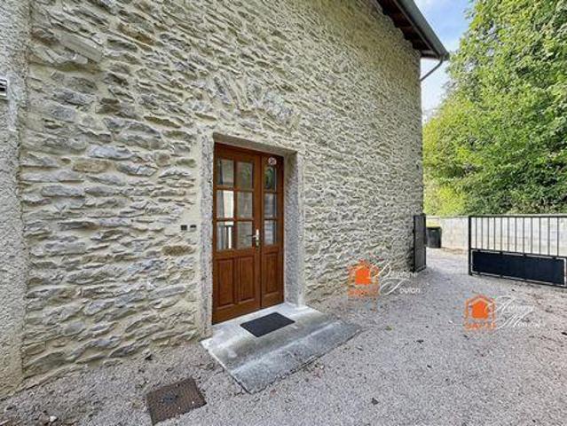 3 chambres, La Balme Rhône 38390 105103235