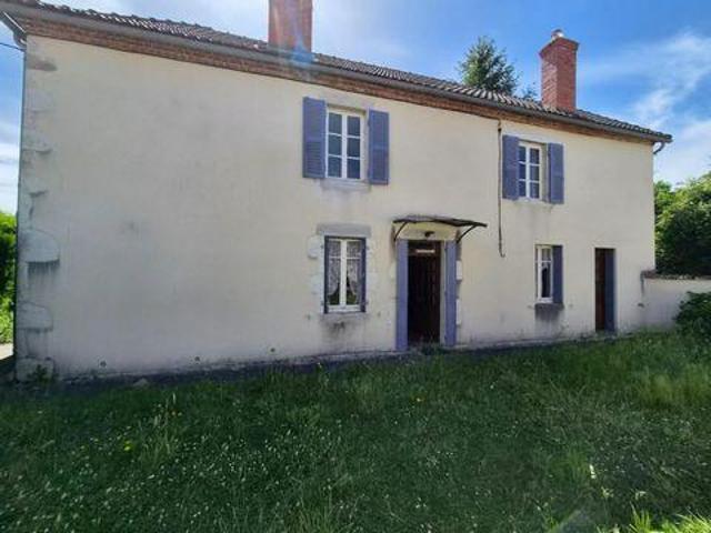 3 chambres, Lalizolle Auvergne 03450 103122997