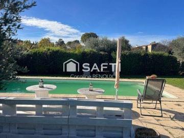 3 chambres, Lauris Provence 84360 100614027