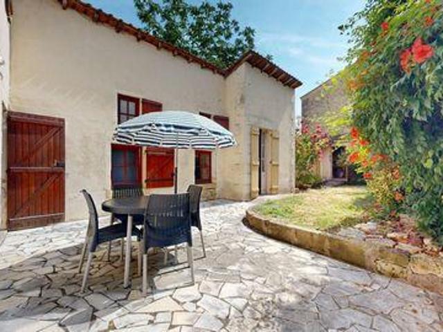 3 chambres, Le Buisson Aquitaine 24480 104439186