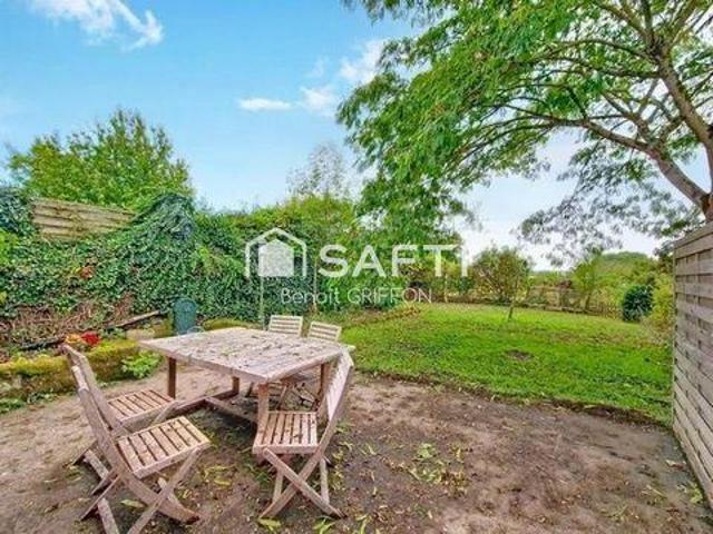 3 chambres, Le Longeron Pays de la Loire 49710 105312800