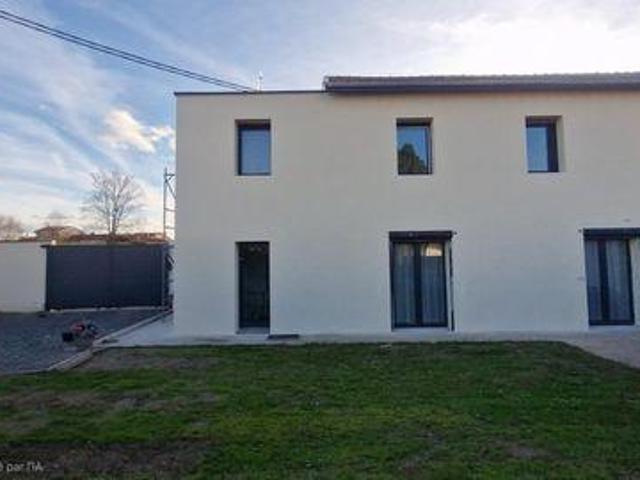 3 chambres, Lezoux Auvergne 63190 98112396