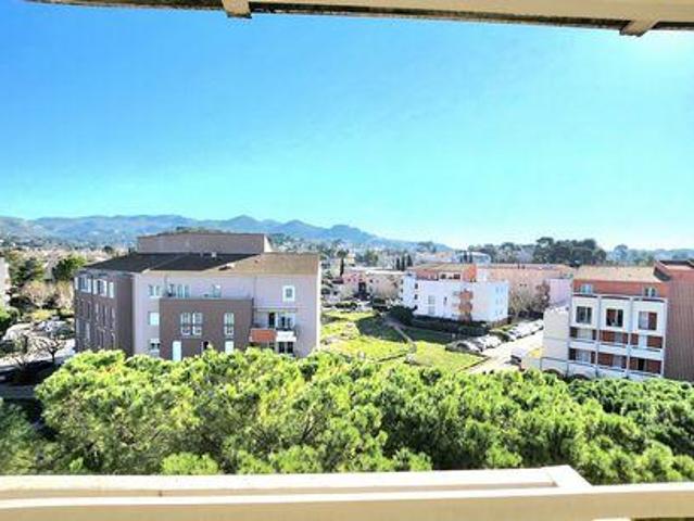 3 chambres, Plan de Cuques Provence 13380 97112165