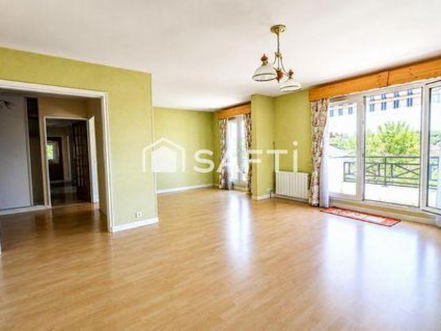 3 chambres, Poissy Île 78300 103963352