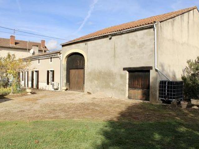 3 chambres, Port Sainte Foy Et Ponchapt Aquitaine 33220 96310727