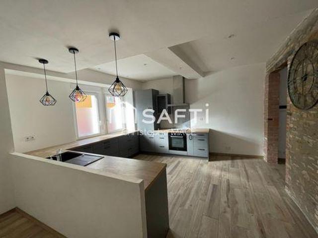 3 chambres, Quelaines Saint Gault Pays de la Loire 53360 98501629