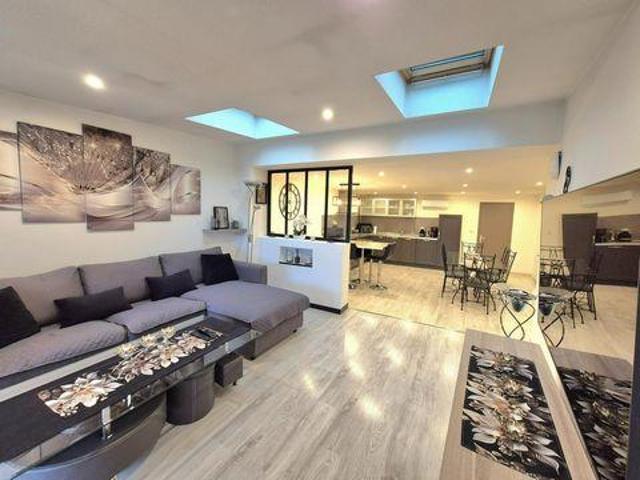 3 chambres, Rosny Île 78710 102473073