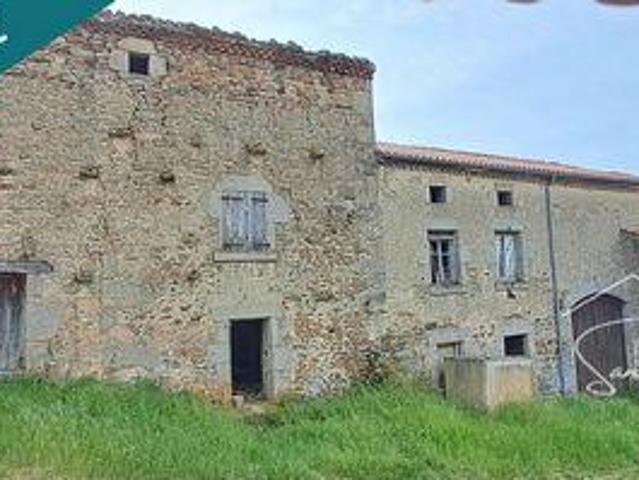 3 chambres, Saint Auvergne 63520 102440103