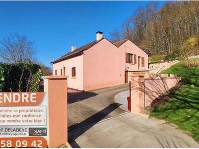 3 chambres, Saint Bourgogne 71230 99606416
