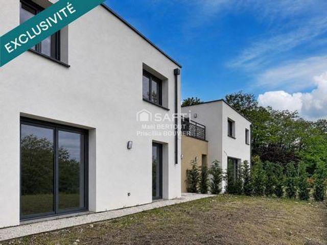 3 chambres, Saint Genix Les Villages Rhône 73240 100223590