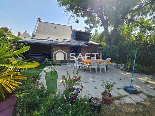 3 chambres, Saint Pays de la Loire 49350 103845852