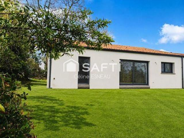 3 chambres, Saint Pays de la Loire 85660 102956907
