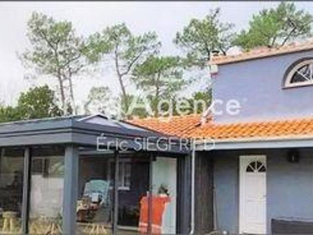 3 chambres, Saint Pays de la Loire 85230 99806502