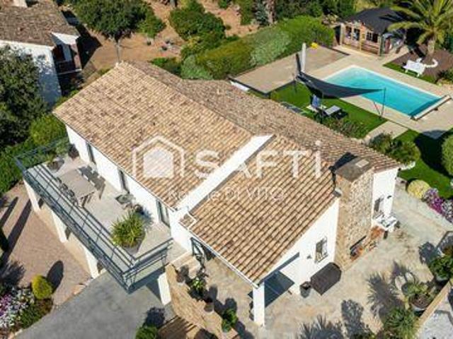 3 chambres, Saint Provence 83370 LS104371744