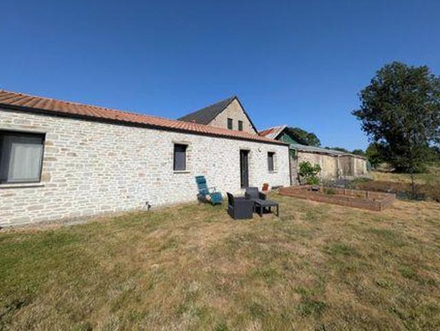 3 chambres, Sainte Pays de la Loire 44680 LS104880506